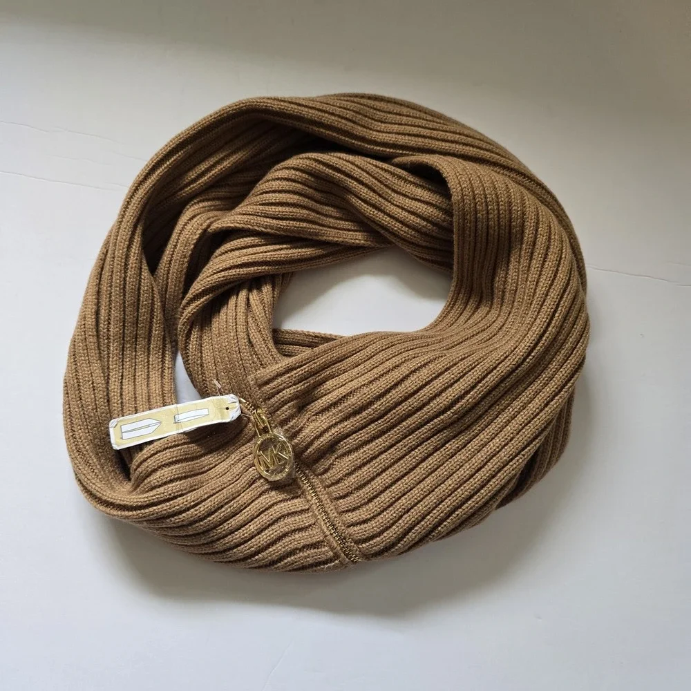 Michael Kors Shaker Infinity Scarf Camel Logo Zipper Quiet Luxury Classic NWT